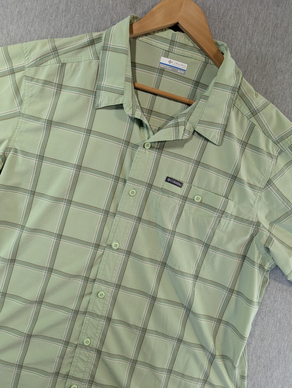 Columbia Performance Plaid Outdoor Shirt Men's XL Green Lightweight